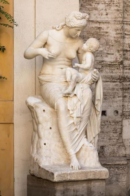 Discover The Pantheon From The Berardi Studio Flat Exterior photo
